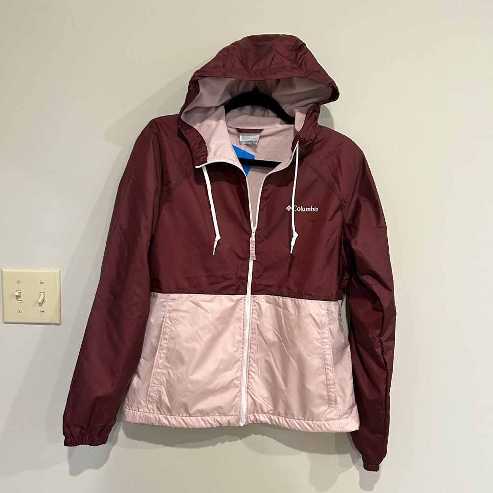 NWT Columbia Center Ridge Windbreaker jacket XS